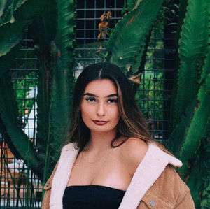 Meet your Posher, Eve